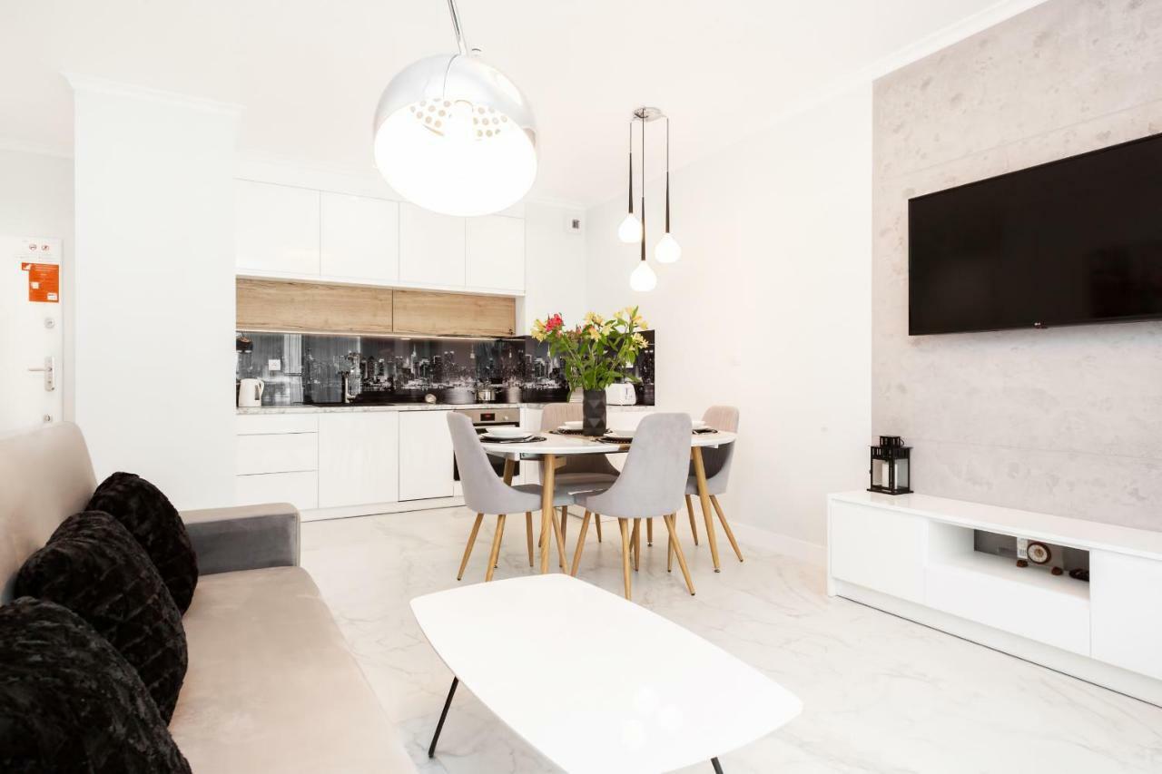 Apartments Warsaw Dzielna By Noclegi Renters Exterior photo